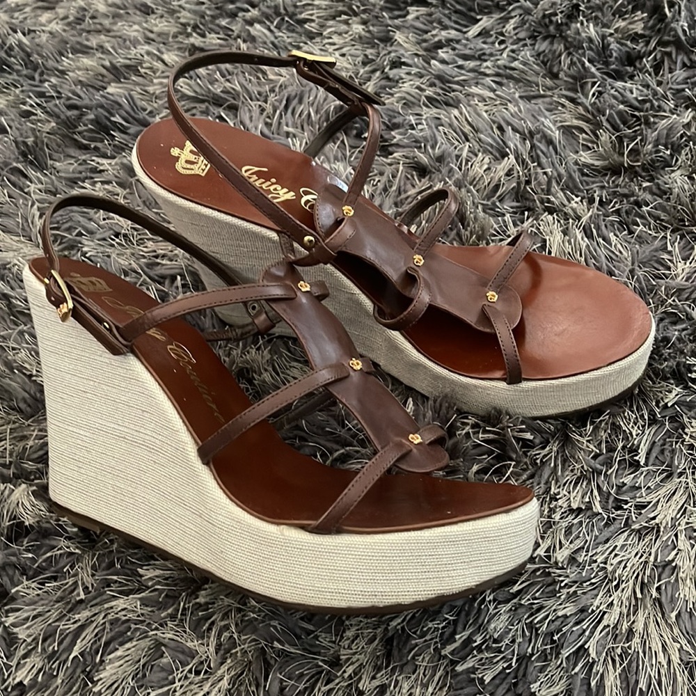 Juicy Couture Wedge Sandal - Size 40 -Chocolate Brown - Nearly New - Picture 2 of 6